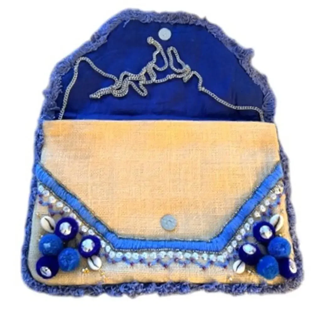 Roller Rabbit Kaela Beaded Shell Embroidered Clutch Jute Boho Bag